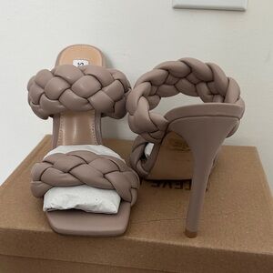 Steve Madden Taupe Braided Strap Stiletto Heels Square Toe Mule Size 7